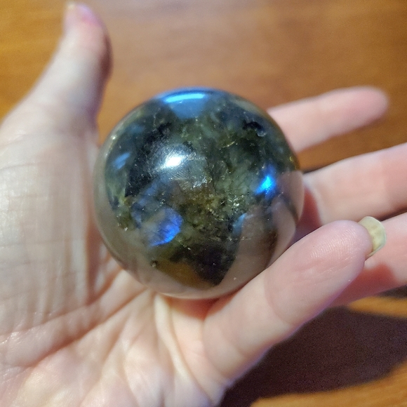 Labradorite Sphere Crystal - Picture 5 of 7